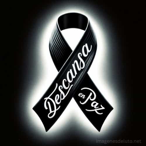Cinta de luto negra iluminada con la frase 'Descansa en Paz' en letras blancas, expresando respeto y memoria.